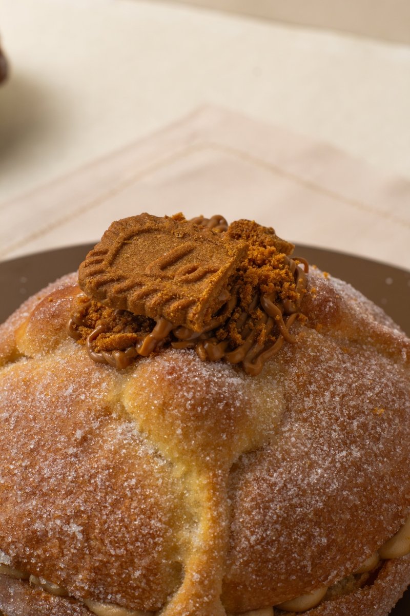 Pan de Muerto Lotus - La Divinata, El mejor pastel de Monterrey ahora también en México