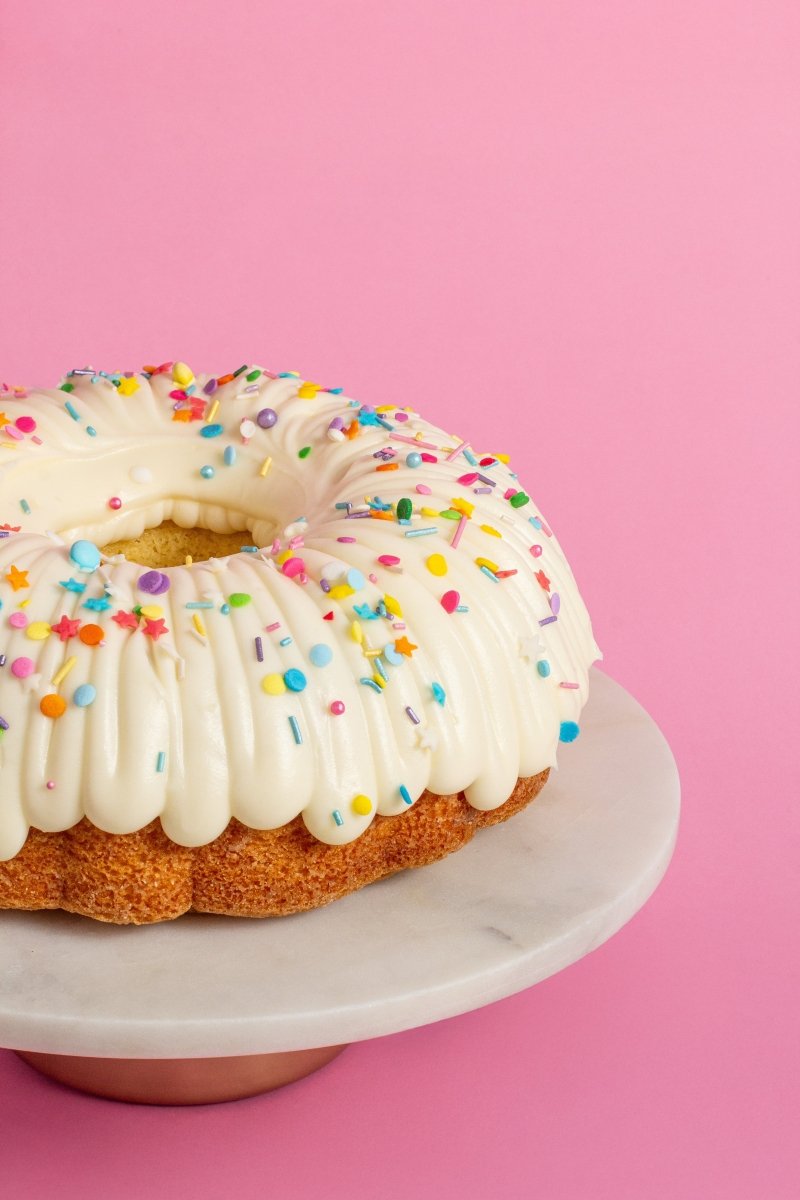 Rosca de Vainilla de Cumpleaños - La Divinata, El mejor pastel de Monterrey ahora también en México