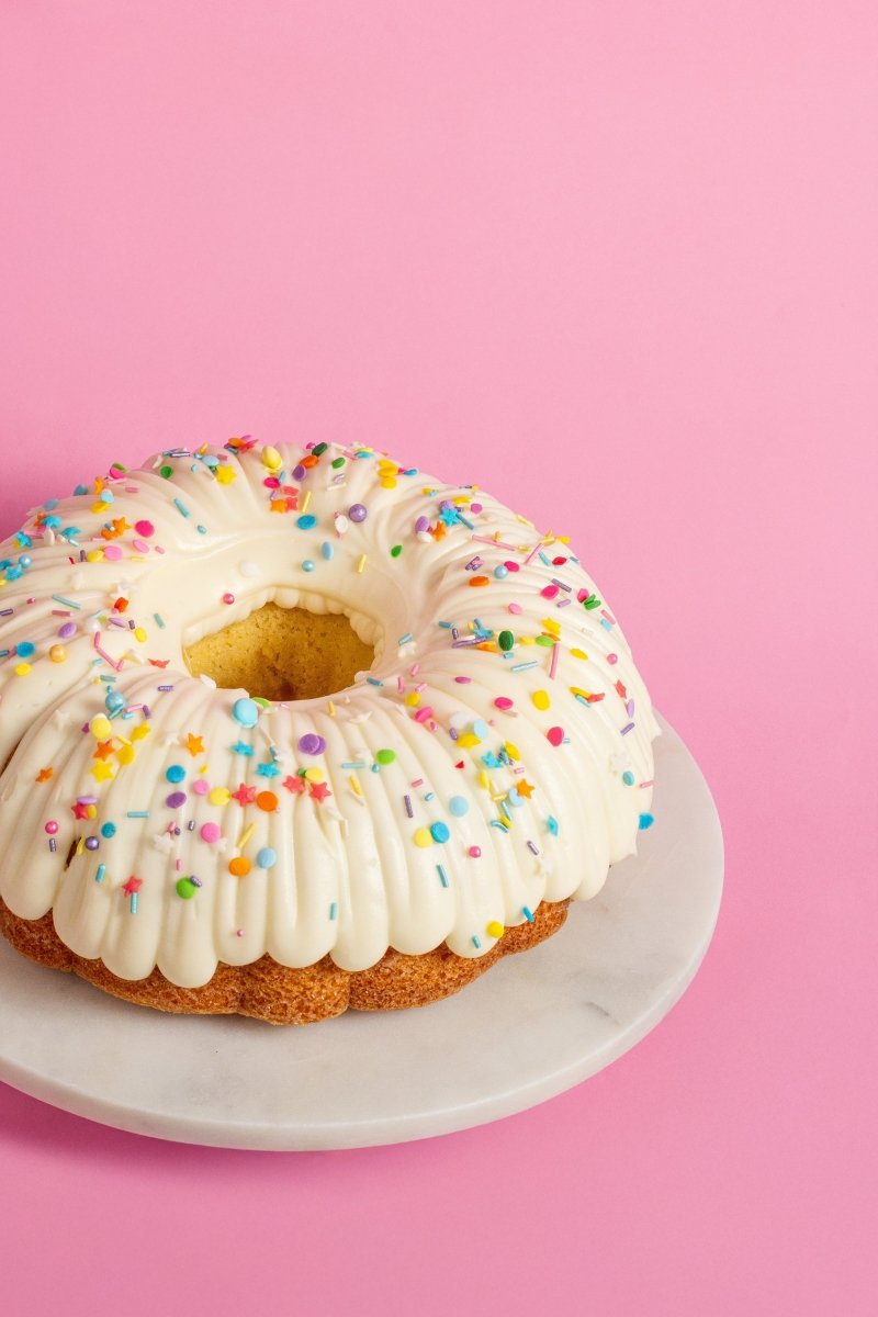 Rosca de Vainilla de Cumpleaños - La Divinata, El mejor pastel de Monterrey ahora también en México