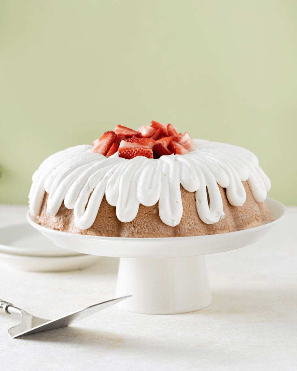 Rosca de Tres Leches con Fresas - La Divinata, El mejor pastel de Monterrey ahora también en México