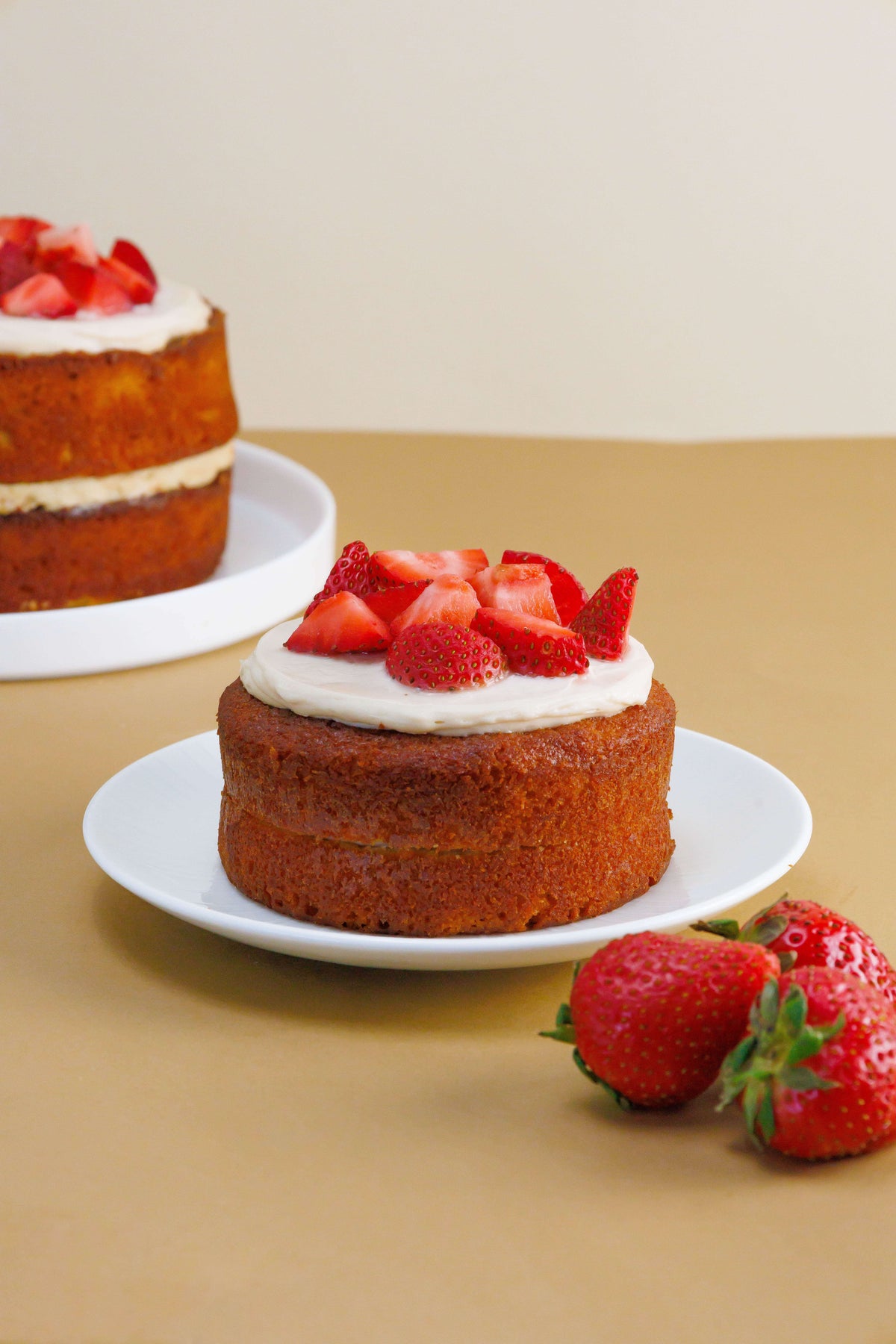 Pastel de Fresas con Crema Keto