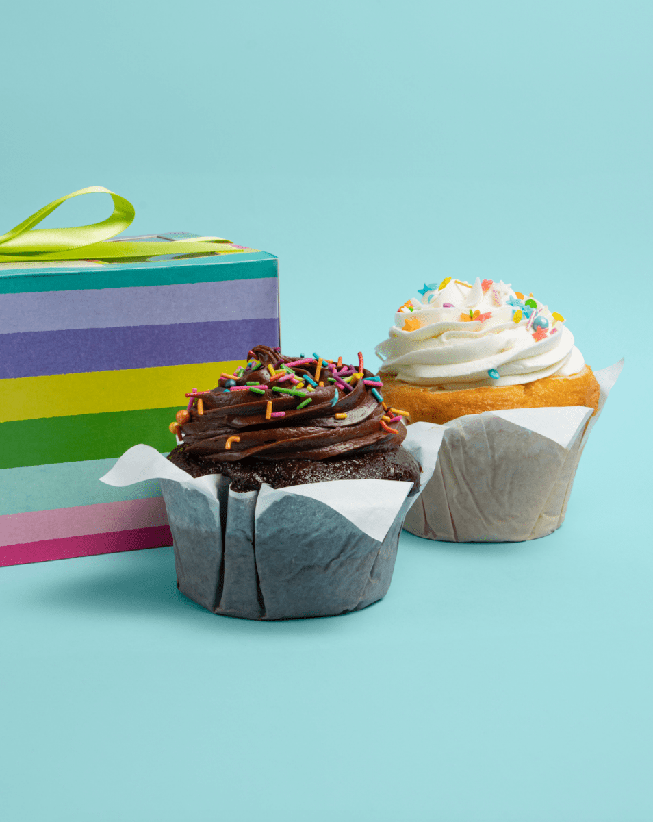 Caja 2 Muffins Happy Bday - La Divinata, El mejor pastel de Monterrey ahora también en México