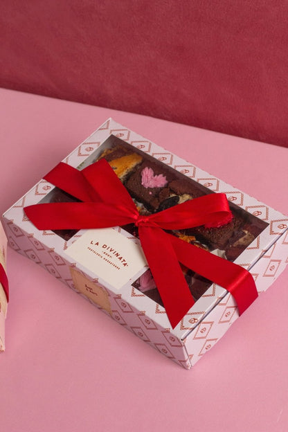 Caja Brownies SV26 - La Divinata, El mejor pastel de Monterrey ahora también en México