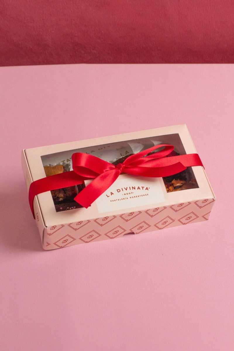 Caja Brownies SV26 - La Divinata, El mejor pastel de Monterrey ahora también en México