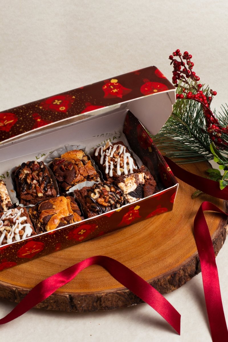 Caja de Brownies 8 Piezas NAV25 - La Divinata, El mejor pastel de Monterrey ahora también en México