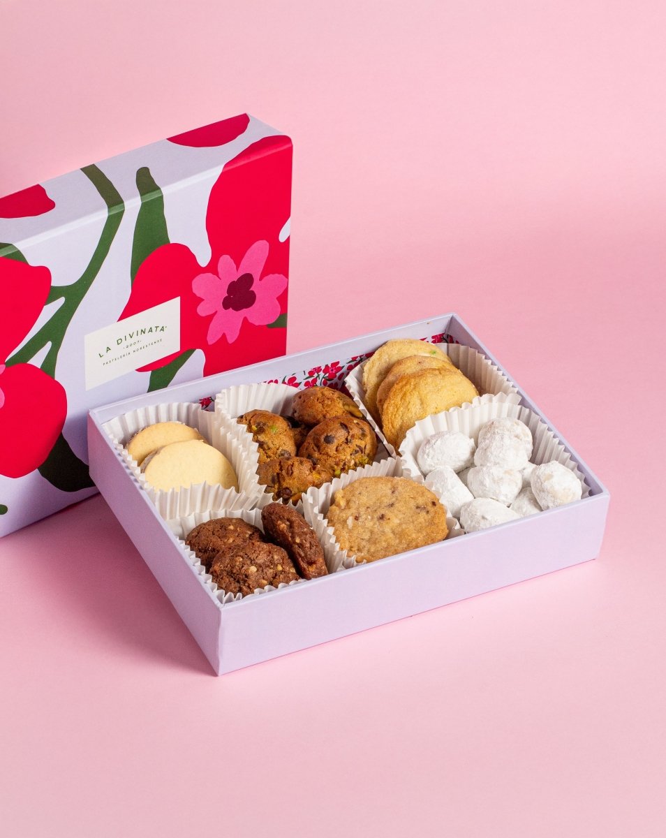 Caja Galleta Surtida MOM25 - La Divinata, El mejor pastel de Monterrey ahora también en México
