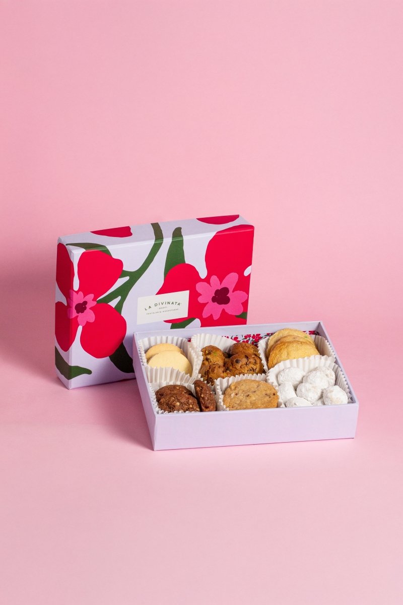 Caja Galleta Surtida MOM25 - La Divinata, El mejor pastel de Monterrey ahora también en México
