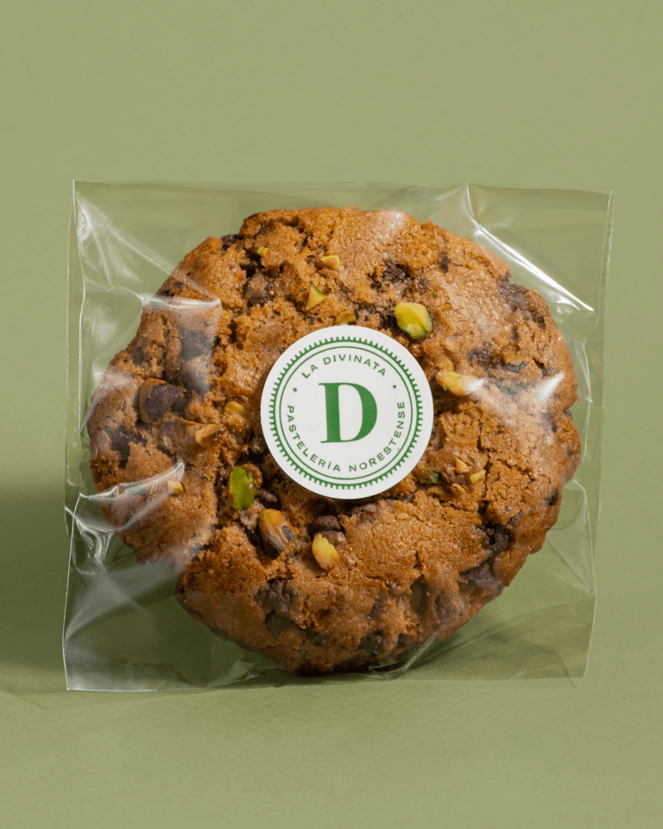 Galleta Chocochip Pistache - La Divinata, El mejor pastel de Monterrey ahora también en México