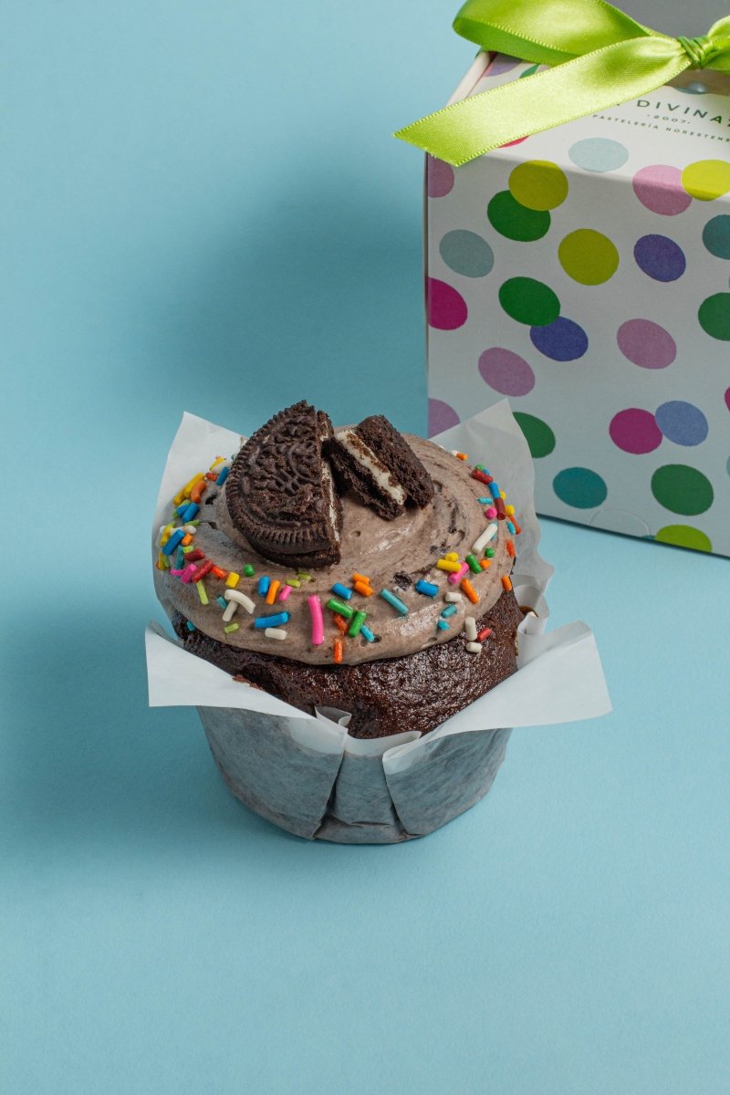 Muffin del Mes: Oreo - La Divinata, El mejor pastel de Monterrey ahora también en México