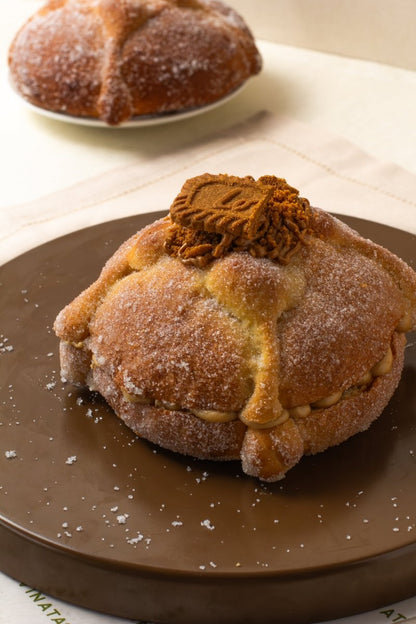 Pan de Muerto Lotus - La Divinata, El mejor pastel de Monterrey ahora también en México