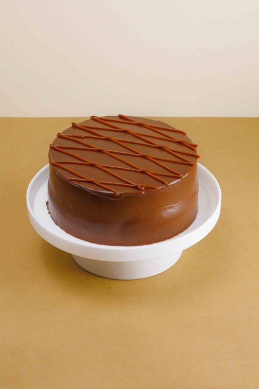 Pastel de Chocolate Caramelo Keto - La Divinata, El mejor pastel de Monterrey ahora también en México