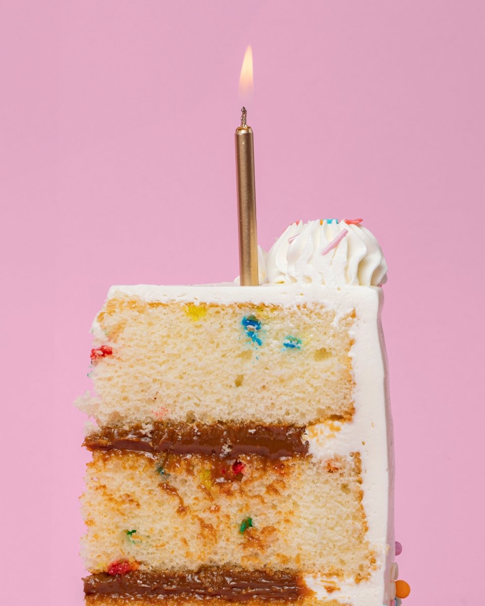 Pastel Happy Bday Vainilla Chico - La Divinata, El mejor pastel de Monterrey ahora también en México