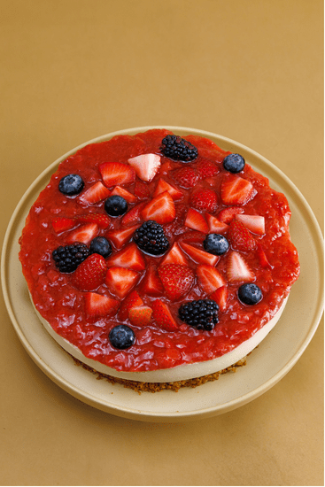 Pay de queso con Frutos Rojos con Proteína - La Divinata, El mejor pastel de Monterrey ahora también en México
