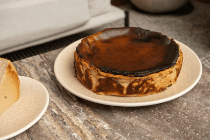 Tarta Vasca Carajillo - La Divinata x Como Comí - La Divinata, El mejor pastel de Monterrey ahora también en México