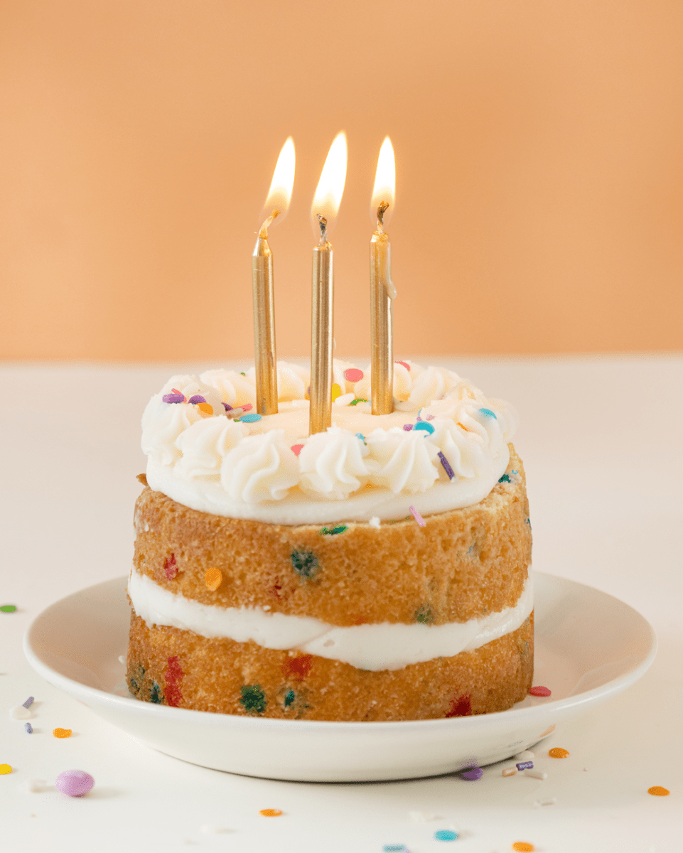 Birthday Cake - La Divinata, El mejor pastel de Monterrey ahora también en México