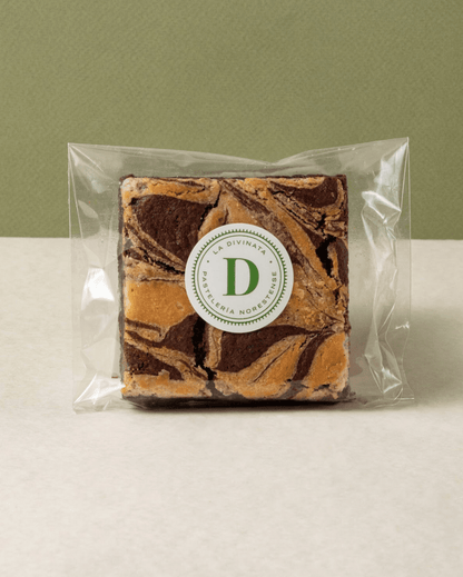 Brownie Red Velvet - La Divinata, El mejor pastel de Monterrey ahora también en México