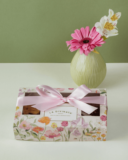 Caja 8 Brownies MOM23 - La Divinata, El mejor pastel de Monterrey ahora también en México