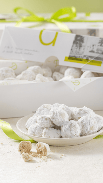 Caja Bolitas de Nuez - La Divinata, El mejor pastel de Monterrey ahora también en México