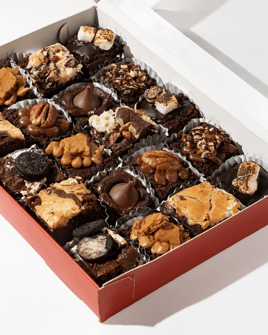 Caja con Brownies Nav23 - La Divinata, El mejor pastel de Monterrey ahora también en México
