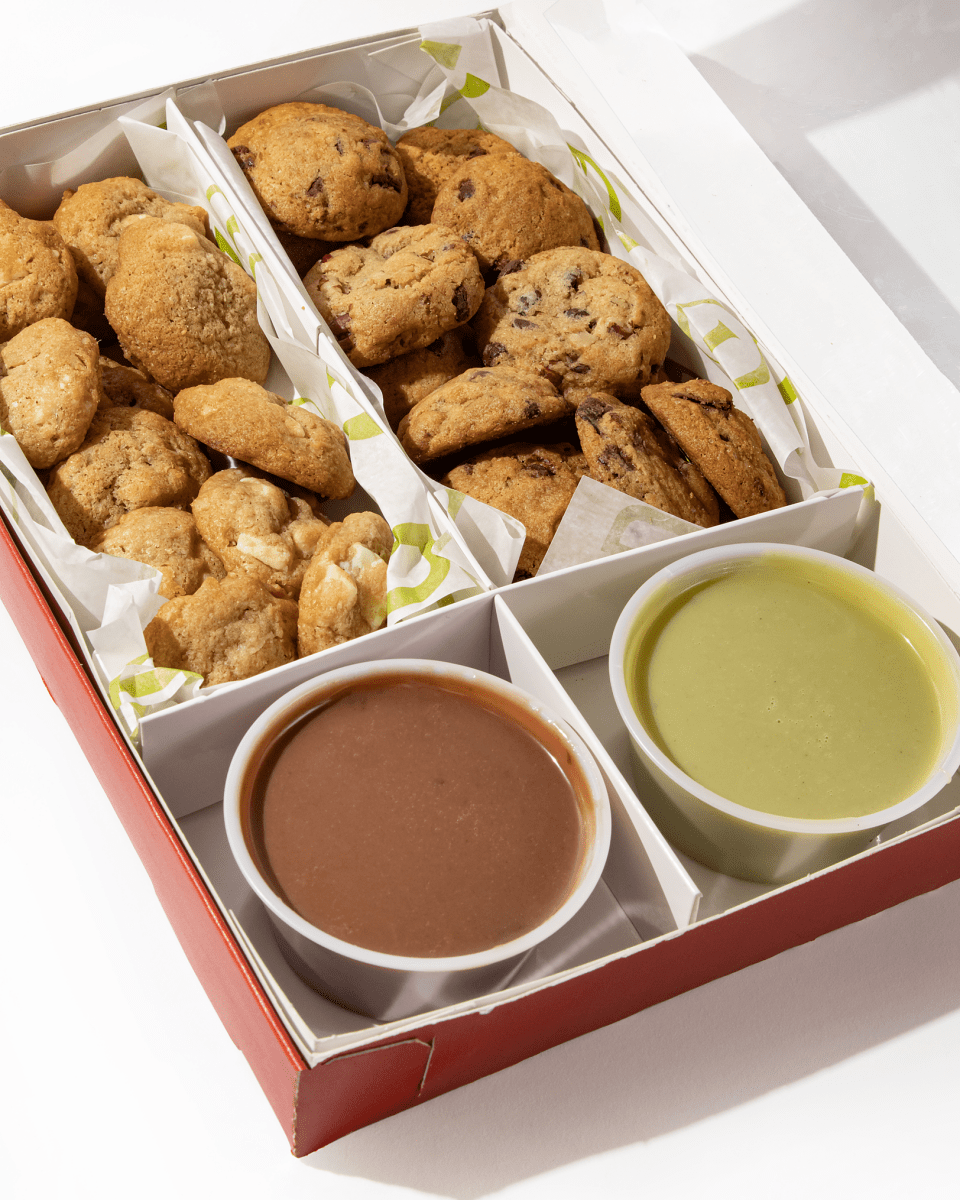 Caja de Galletas con Dips Nav23 - La Divinata, El mejor pastel de Monterrey ahora también en México