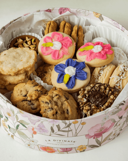 Caja Galletas Surtidas MOM23 - La Divinata, El mejor pastel de Monterrey ahora también en México