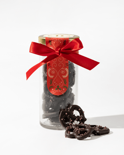 Pretzels con Chocolate Oscuro Mini Jar Nav23 - La Divinata, El mejor pastel de Monterrey ahora también en México