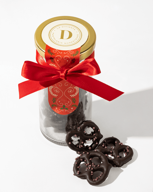 Pretzels con Chocolate Oscuro Mini Jar Nav23 - La Divinata, El mejor pastel de Monterrey ahora también en México