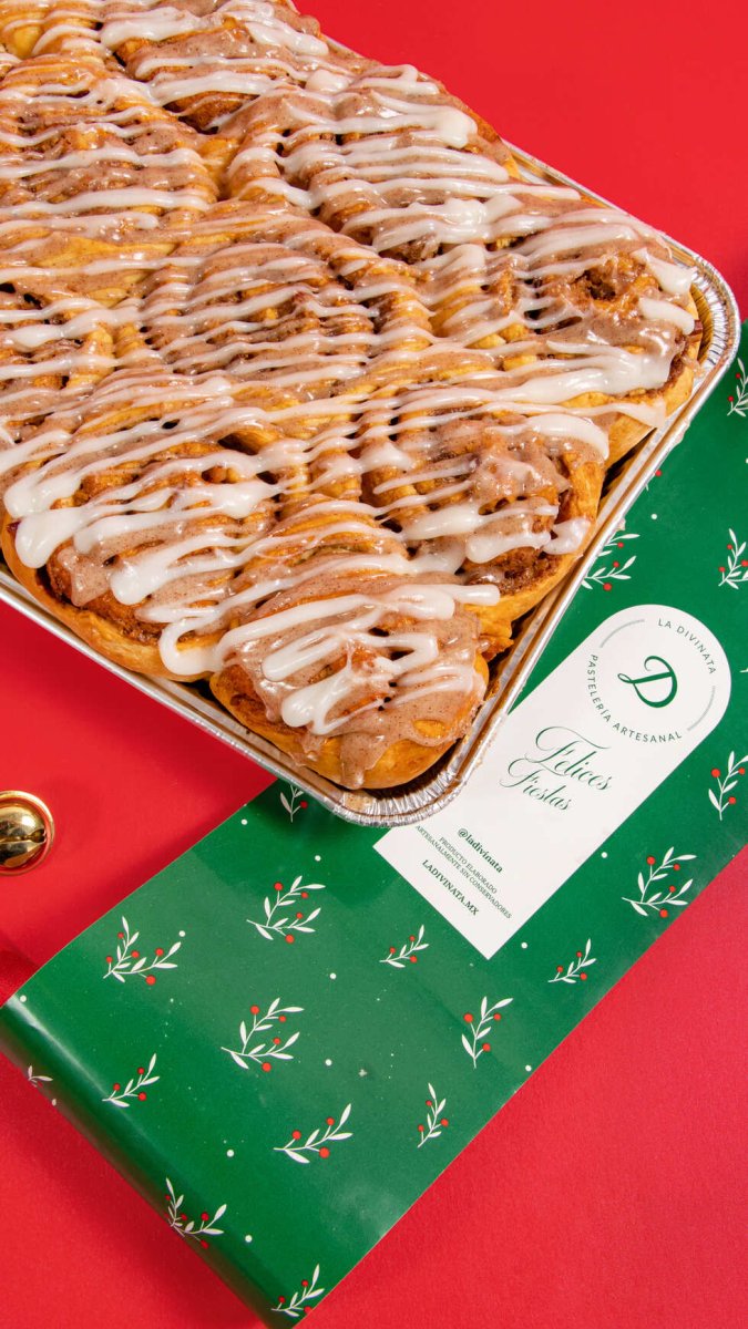 Roles de canela con 12 piezas Nav22 - La Divinata, El mejor pastel de Monterrey ahora también en México